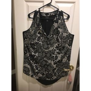 Collared Floral Sleeveless Blouse